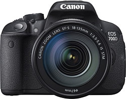 Canon  EOS 700D + 18-135mm Lens Dijital SLR Fotoğraf Makinesi