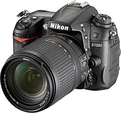 Nikon  D7000 + 18-140mm Lens DSLR Fotoğraf Makinesi